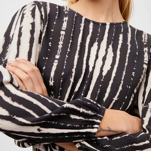 RAILS - Inez Dress in Black Nile (S) - Picture 5 of 10